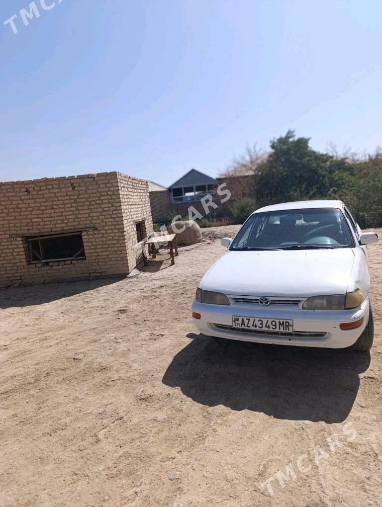 Toyota Corolla 1998 - 43 000 TMT - Baýramaly - img 3