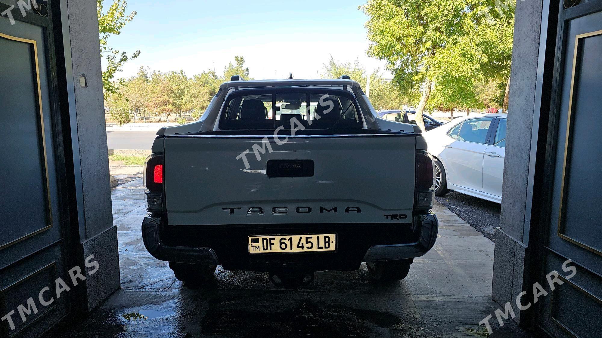 Toyota Tacoma 2022 - 360 000 TMT - Туркменабат - img 3