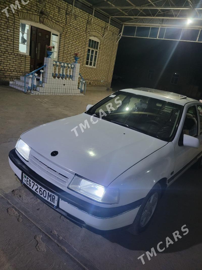 Opel Vectra 1990 - 28 000 TMT - Мургап - img 2