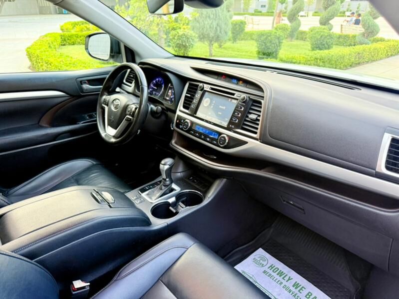 Toyota Highlander 2019 - 448 500 TMT - Ашхабад - img 9