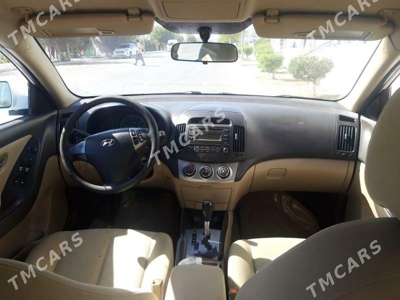 Hyundai Elantra 2010 - 128 000 TMT - Aşgabat - img 4