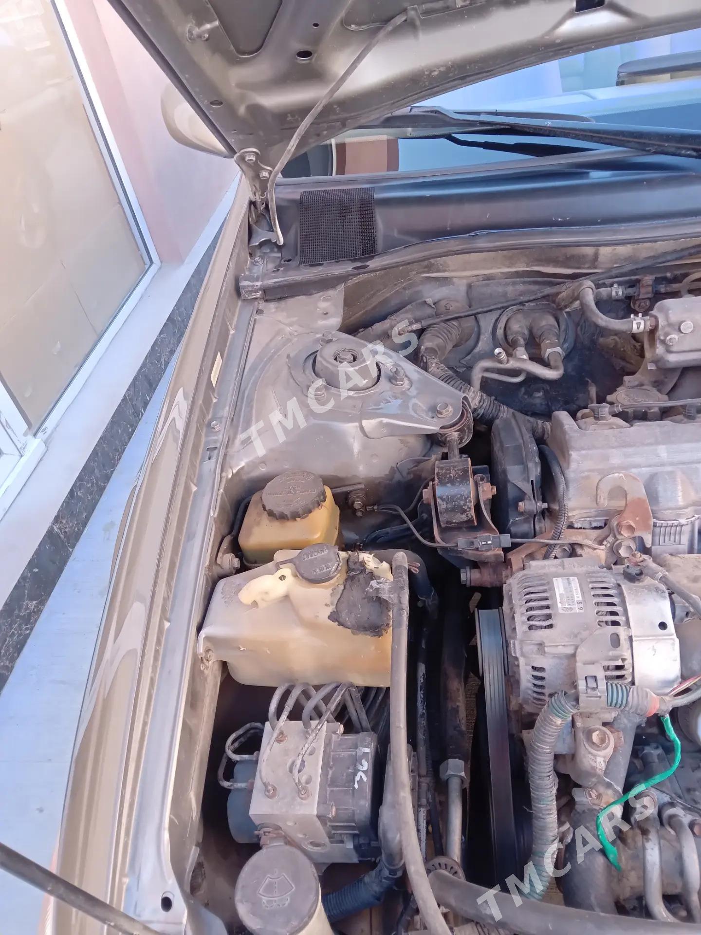 Toyota Camry 1998 - 112 000 TMT - Мары - img 8