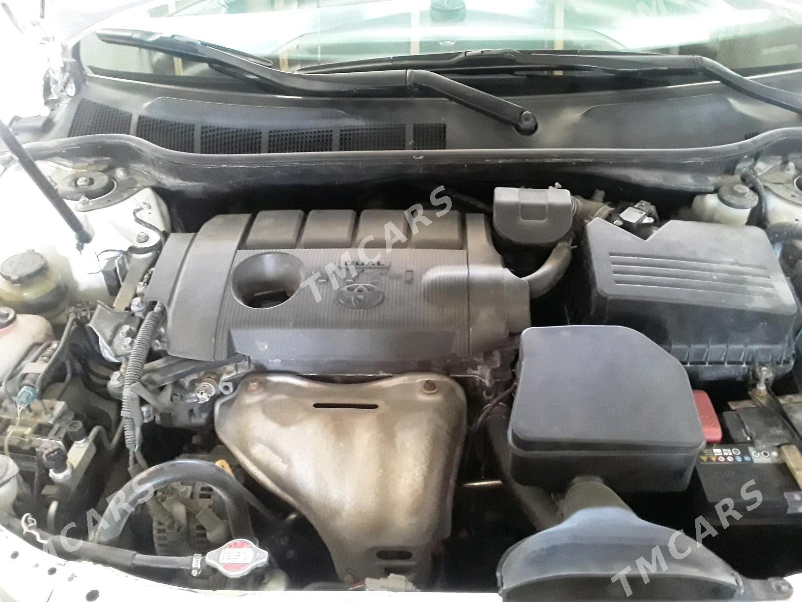 Toyota Camry 2010 - 185 000 TMT - Койтендаг - img 5
