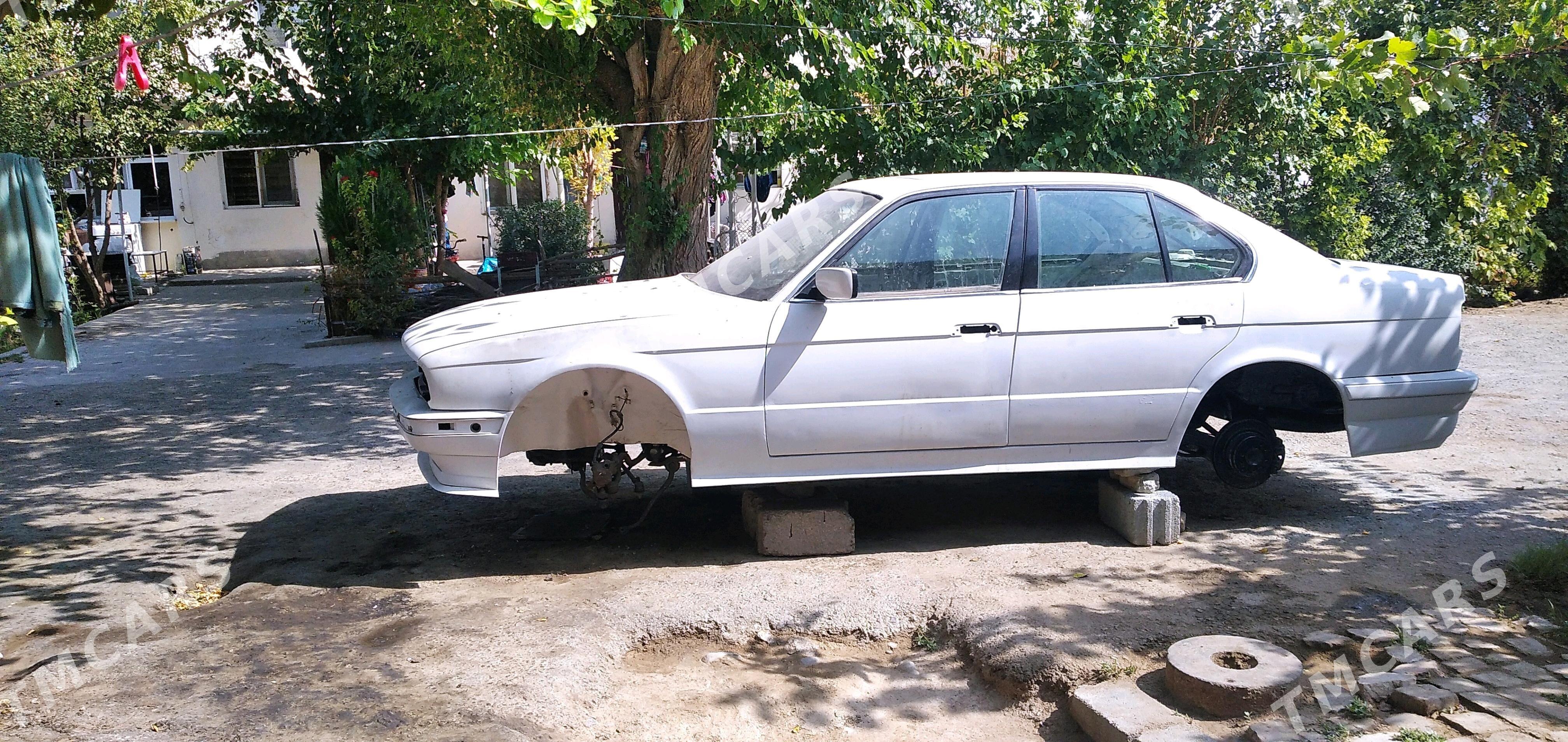 BMW 520 1992 - 36 000 TMT - Рухабат (90-й разьезд) - img 3