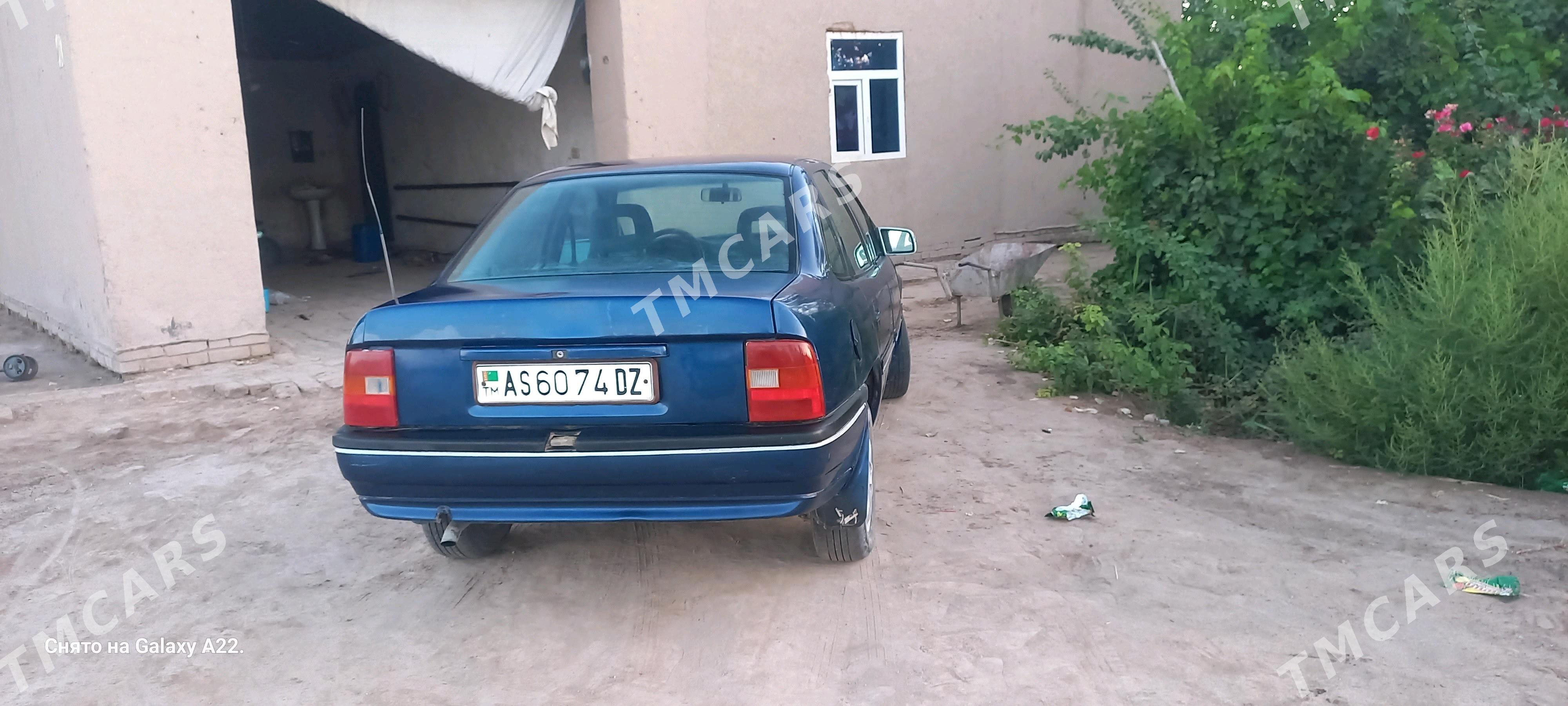 Opel Vectra 1991 - 32 000 TMT - Акдепе - img 5
