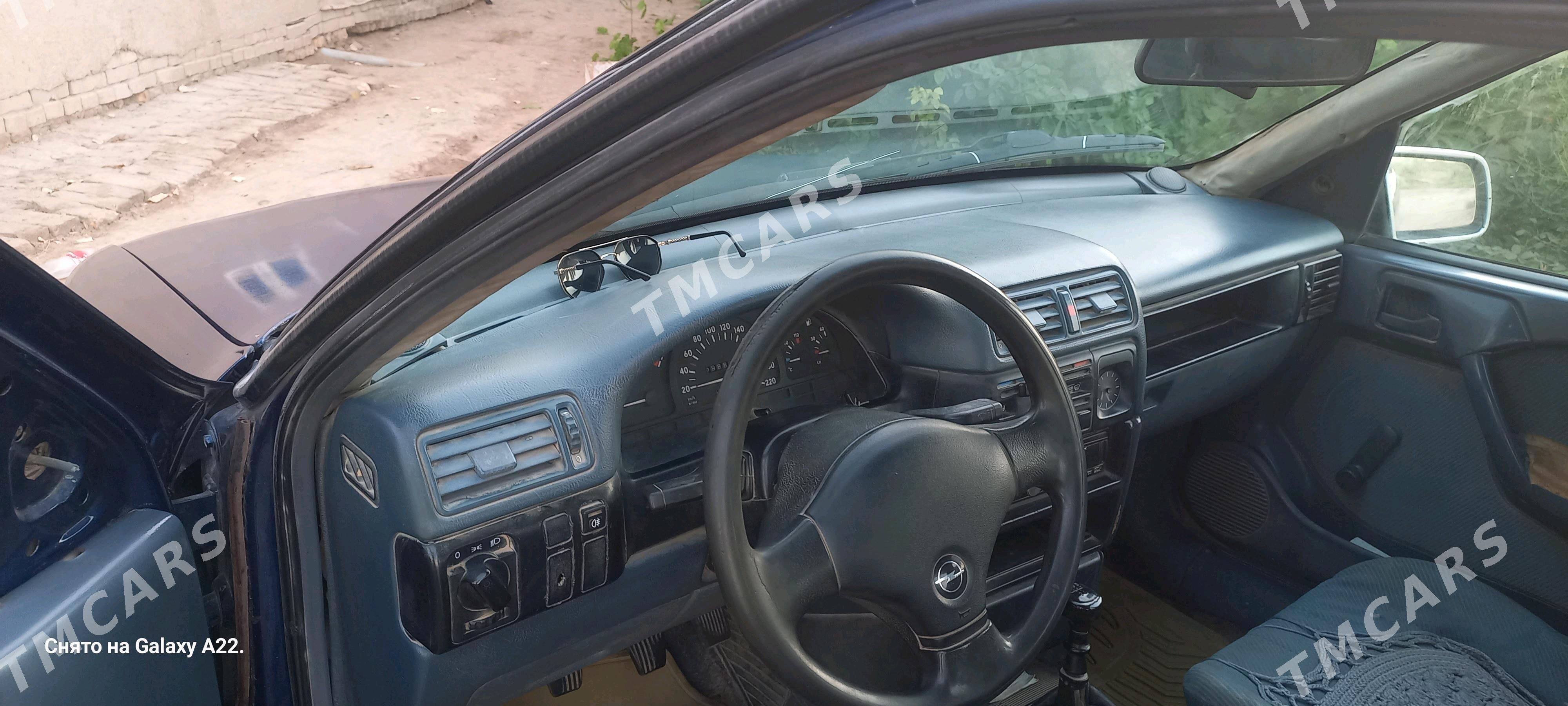 Opel Vectra 1991 - 32 000 TMT - Акдепе - img 3