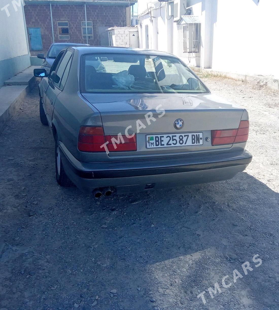 BMW 535 1993 - 32 000 TMT - Gyzylarbat - img 2
