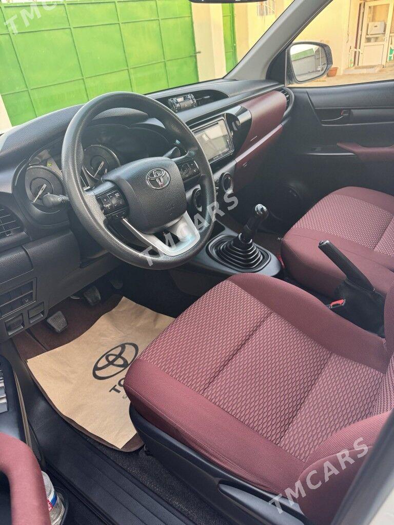 Toyota Hilux 2022 - 450 000 TMT - 13-й этап - img 6