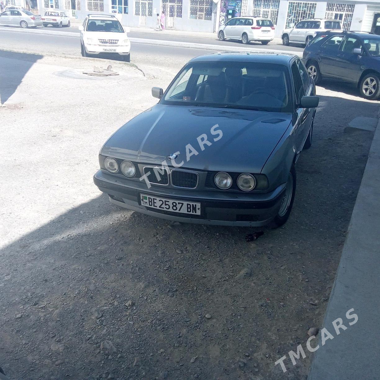 BMW 535 1993 - 32 000 TMT - Gyzylarbat - img 3