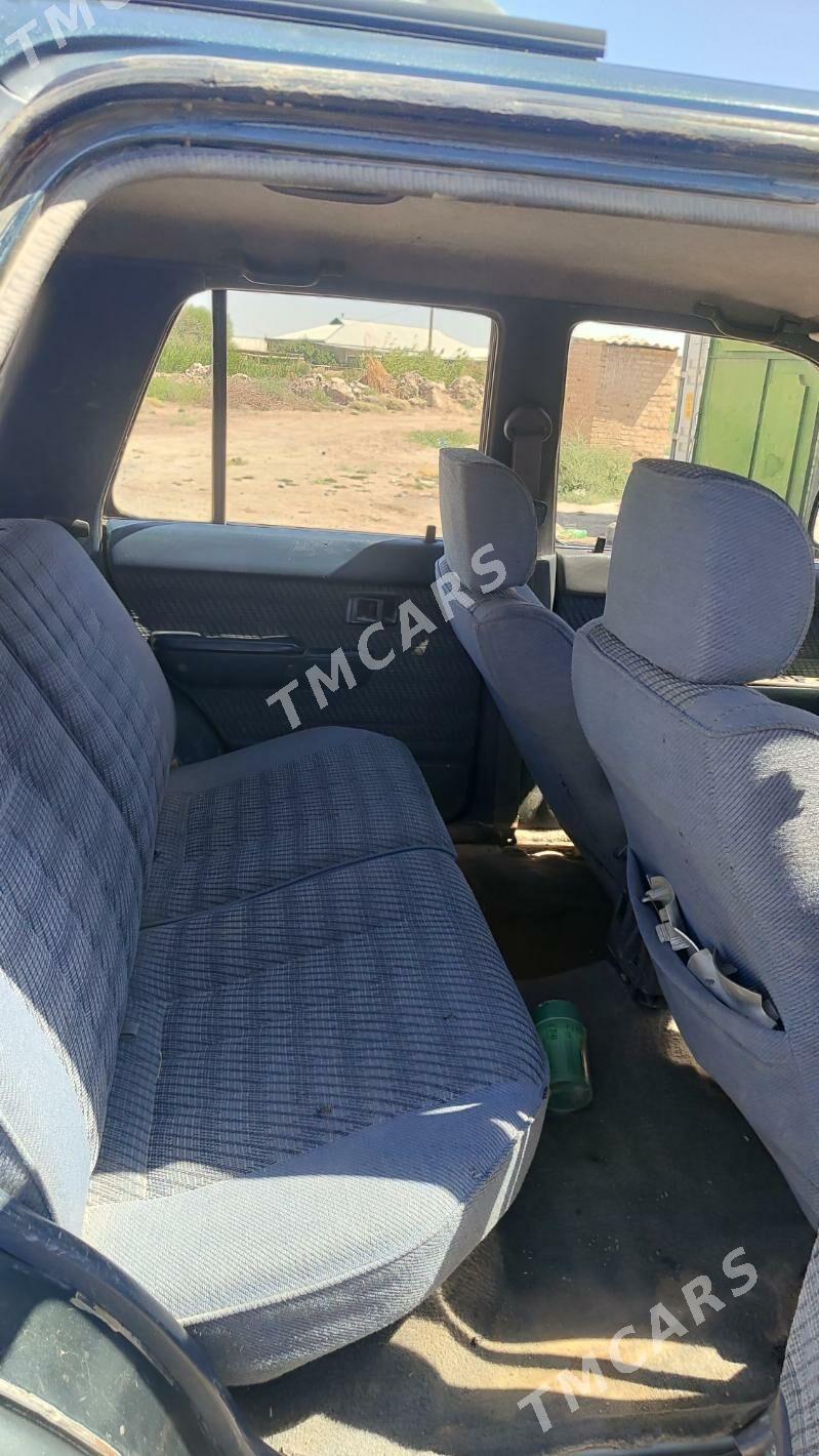 Toyota 4Runner 1992 - 45 000 TMT - Гарабекевюл - img 7