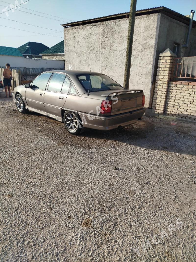 Opel Omega 1992 - 11 000 TMT - Балканабат - img 2