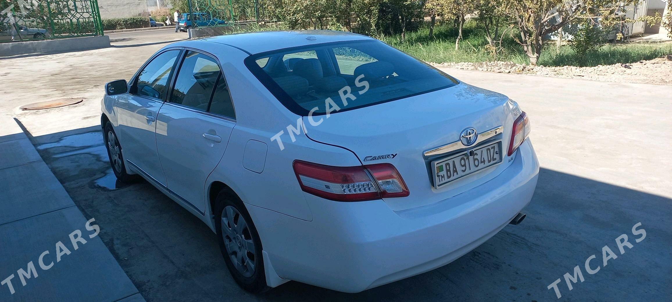Toyota Camry 2010 - 189 000 TMT - Дашогуз - img 2