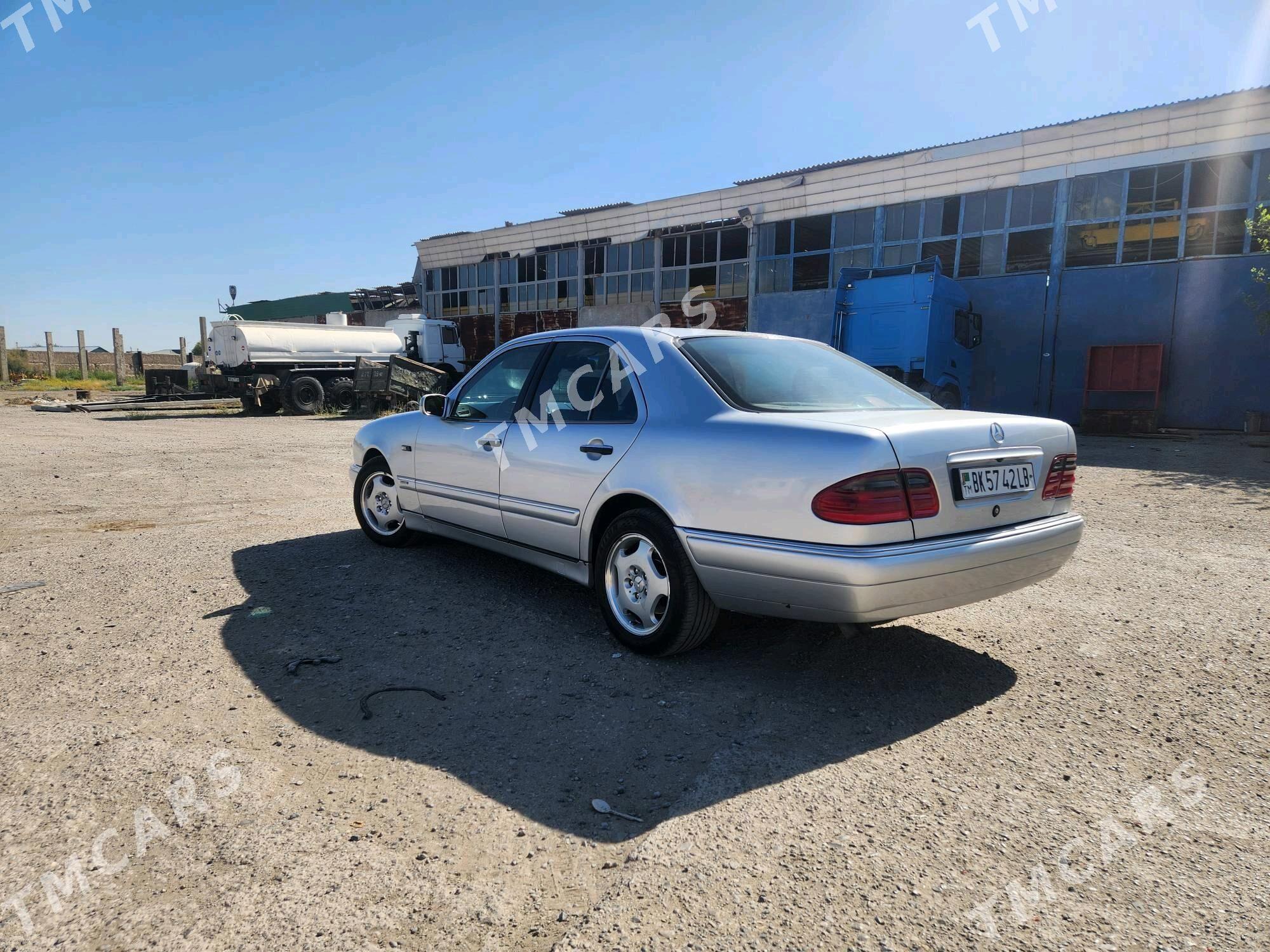 Mercedes-Benz E320 1996 - 70 000 TMT - Türkmenabat - img 3