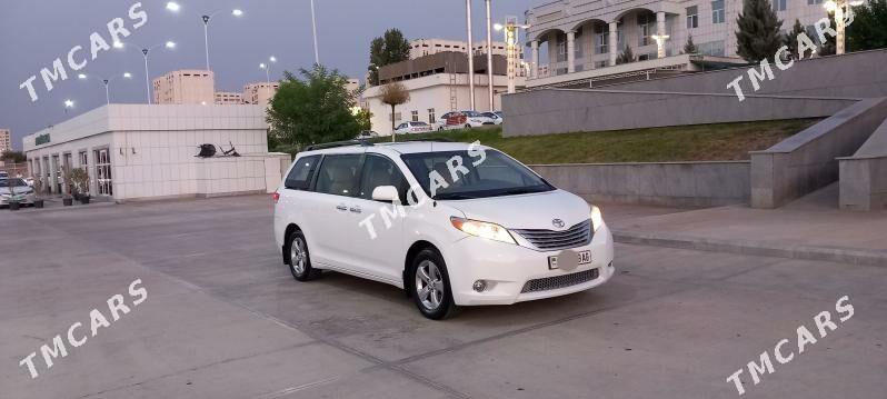 Toyota Sienna 2011 - 265 000 TMT - Ашхабад - img 4