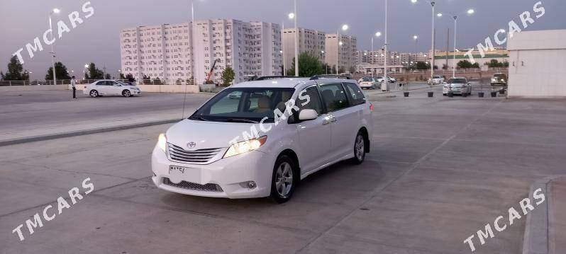 Toyota Sienna 2011 - 265 000 TMT - Ашхабад - img 5