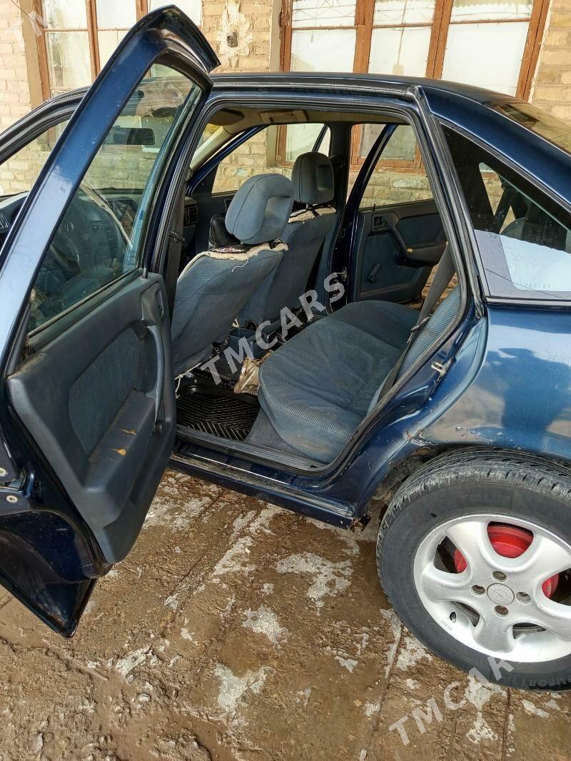 Opel Astra 1994 - 30 000 TMT - Саят - img 8
