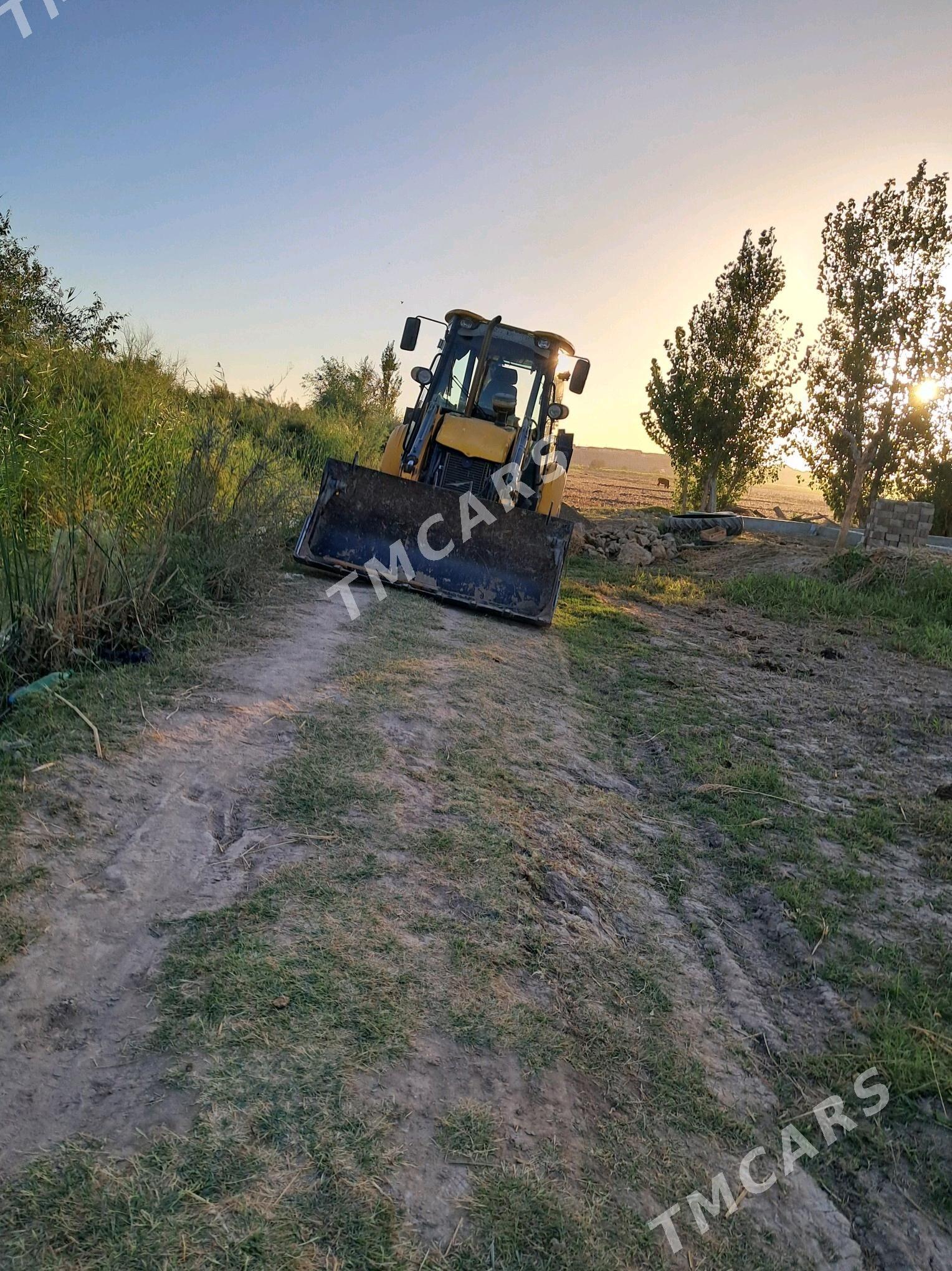 JCB 3CX ECO 2012 - 600 000 TMT - Дарганата - img 8