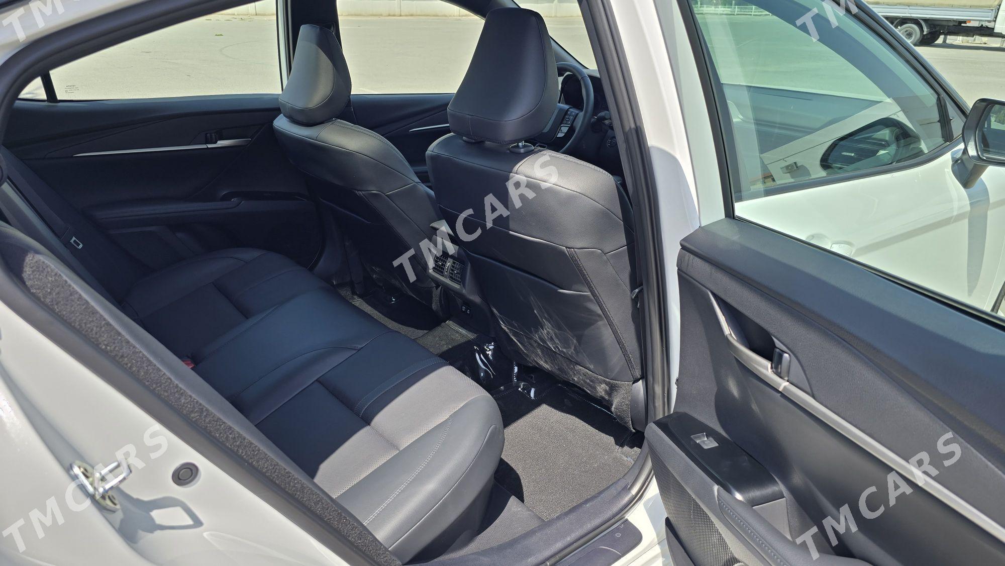 Toyota Camry 2024 - 580 000 TMT - Aşgabat - img 10