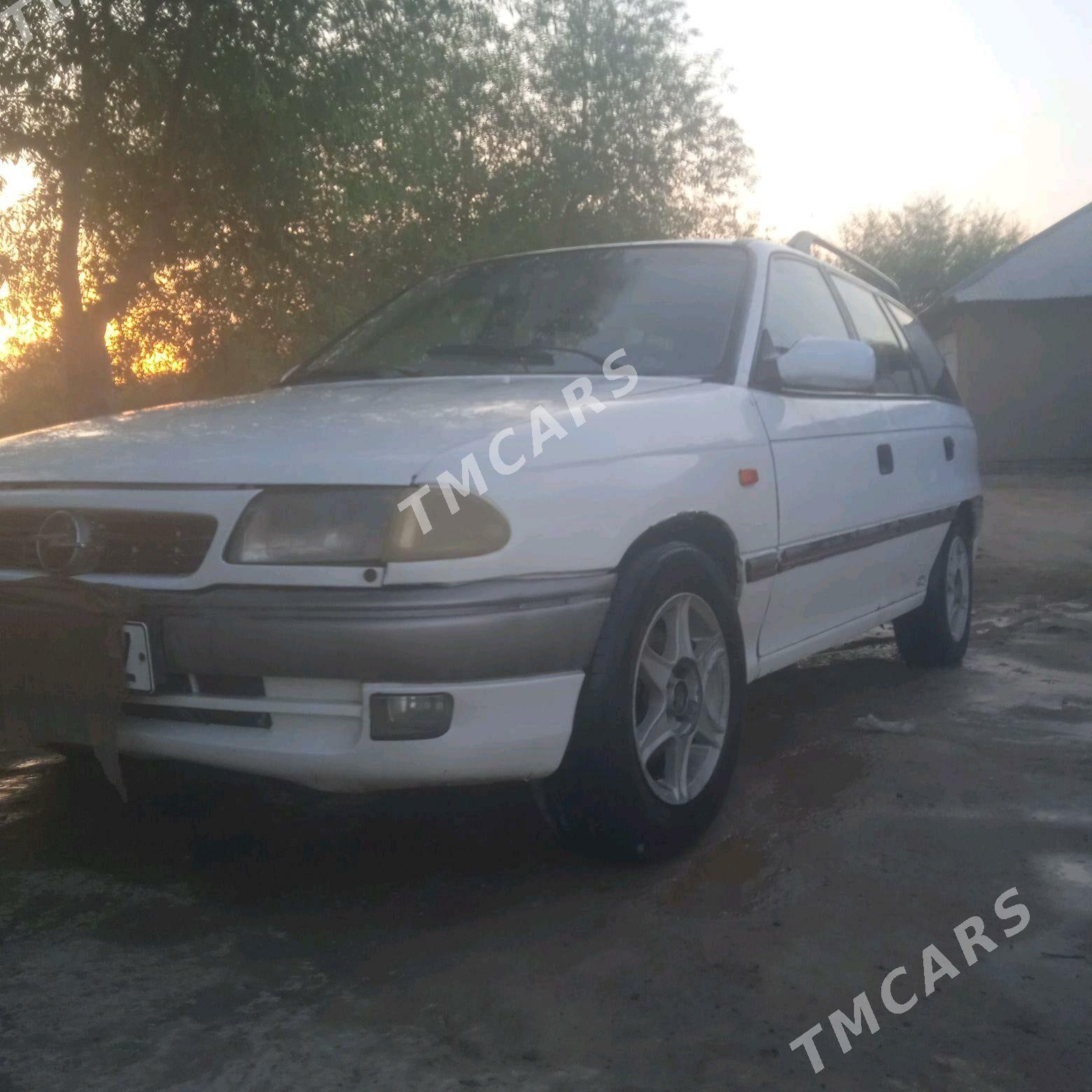 Opel Astra 1993 - 32 000 TMT - Boldumsaz - img 2