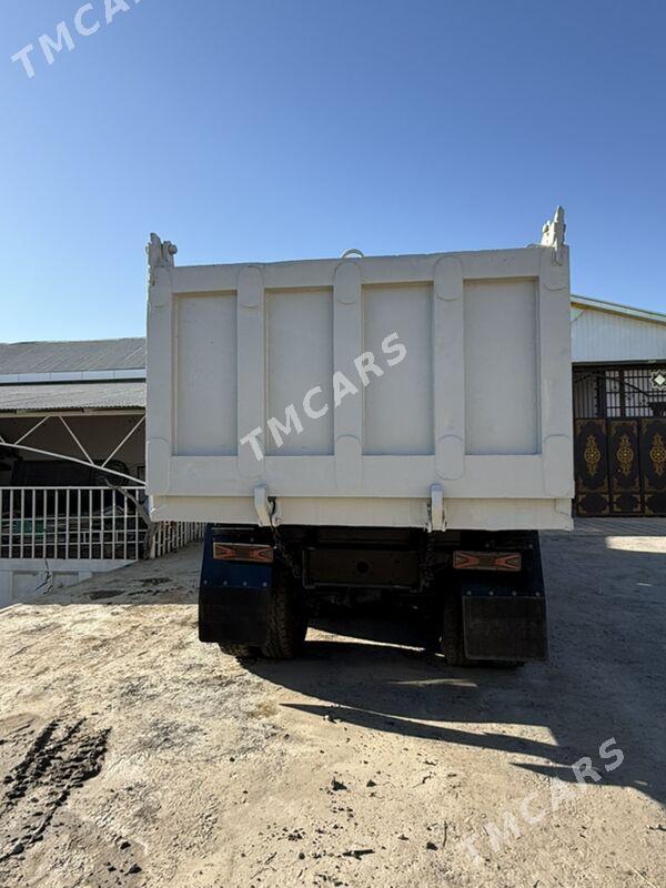 Howo Sinotruk 2013 - 440 000 TMT - Mary - img 2