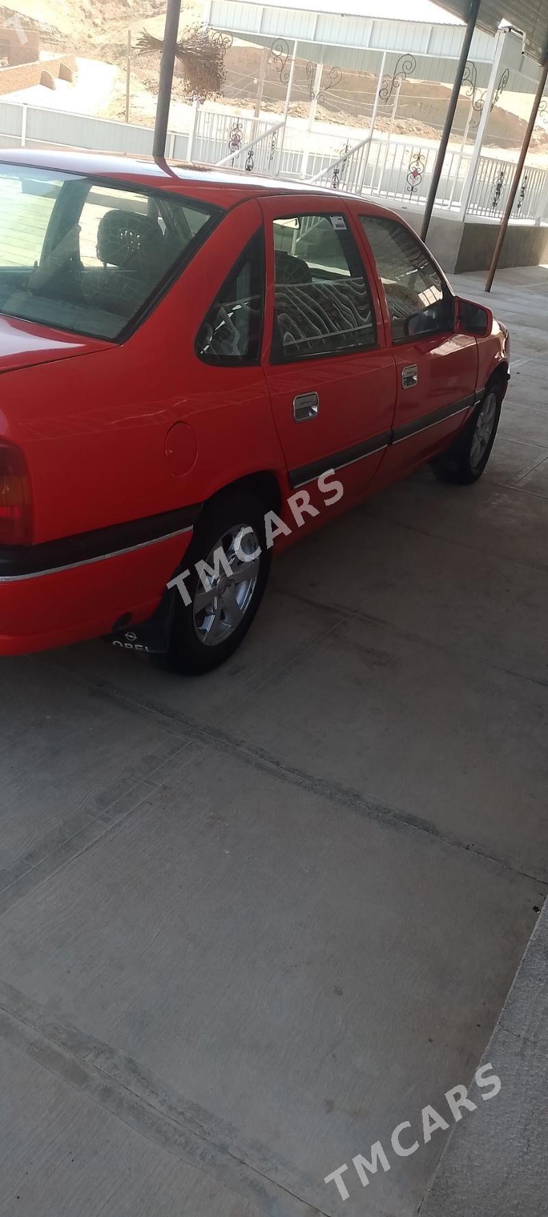 Opel Vectra 1991 - 31 000 TMT - Магданлы - img 2