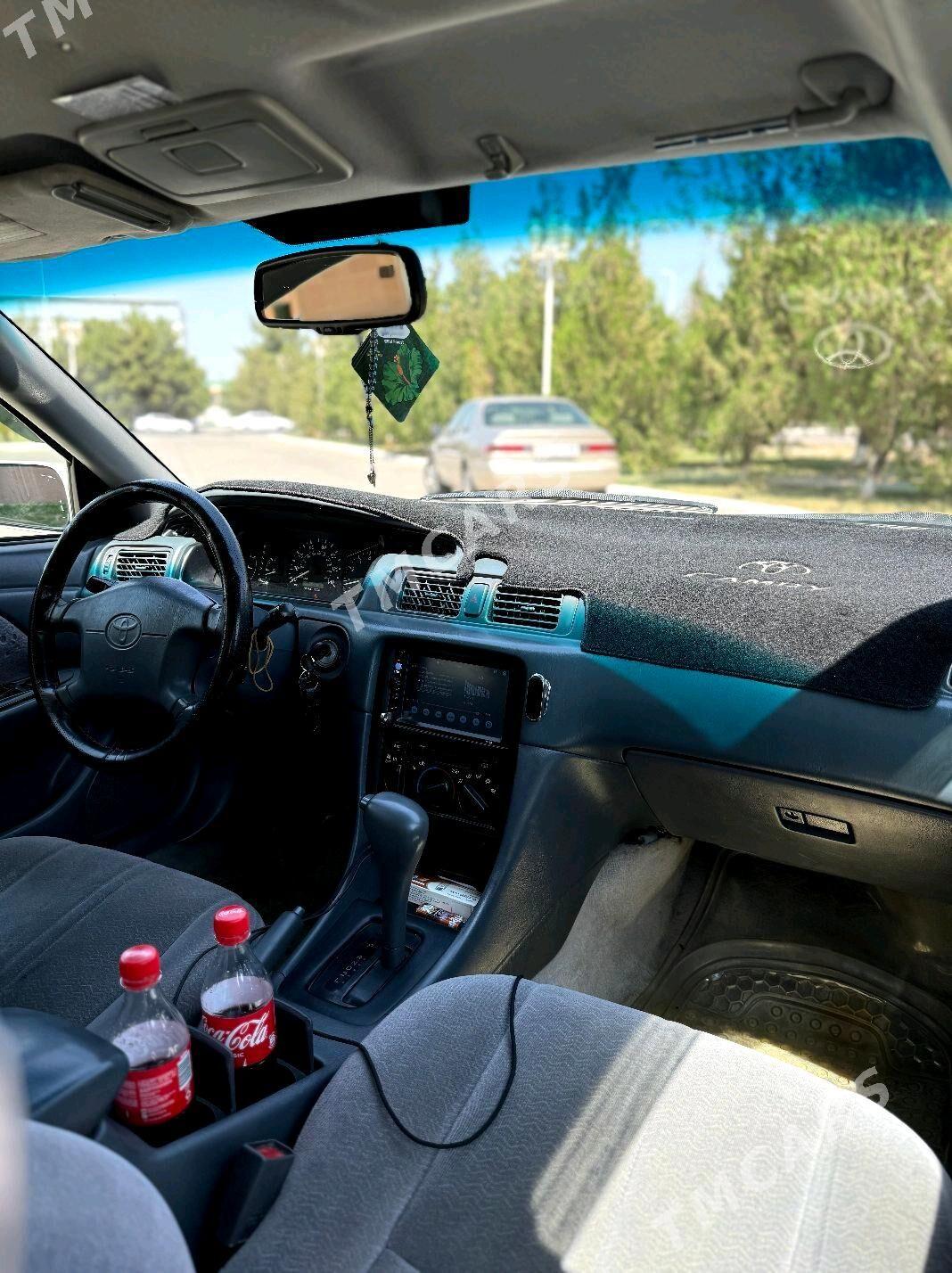 Toyota Camry 1999 - 130 000 TMT - Мары - img 8