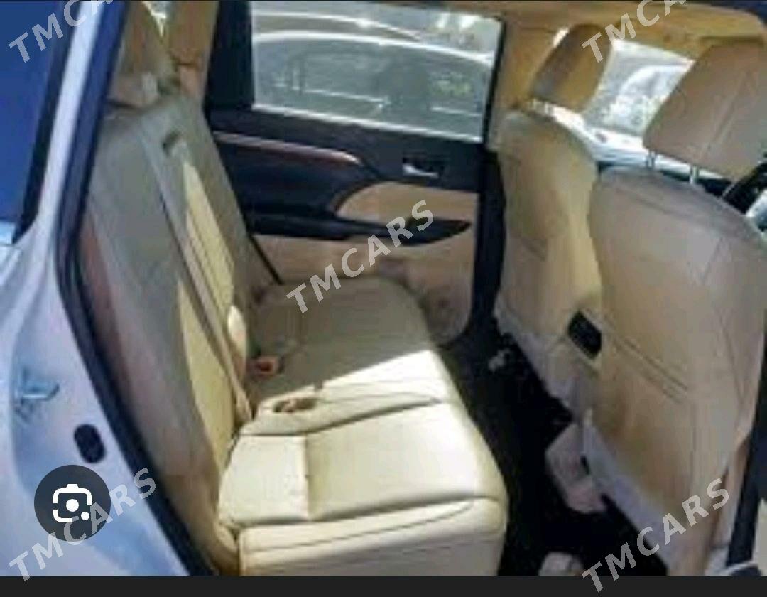 Toyota Highlander 2017 - 510 000 TMT - 11 мкр - img 5