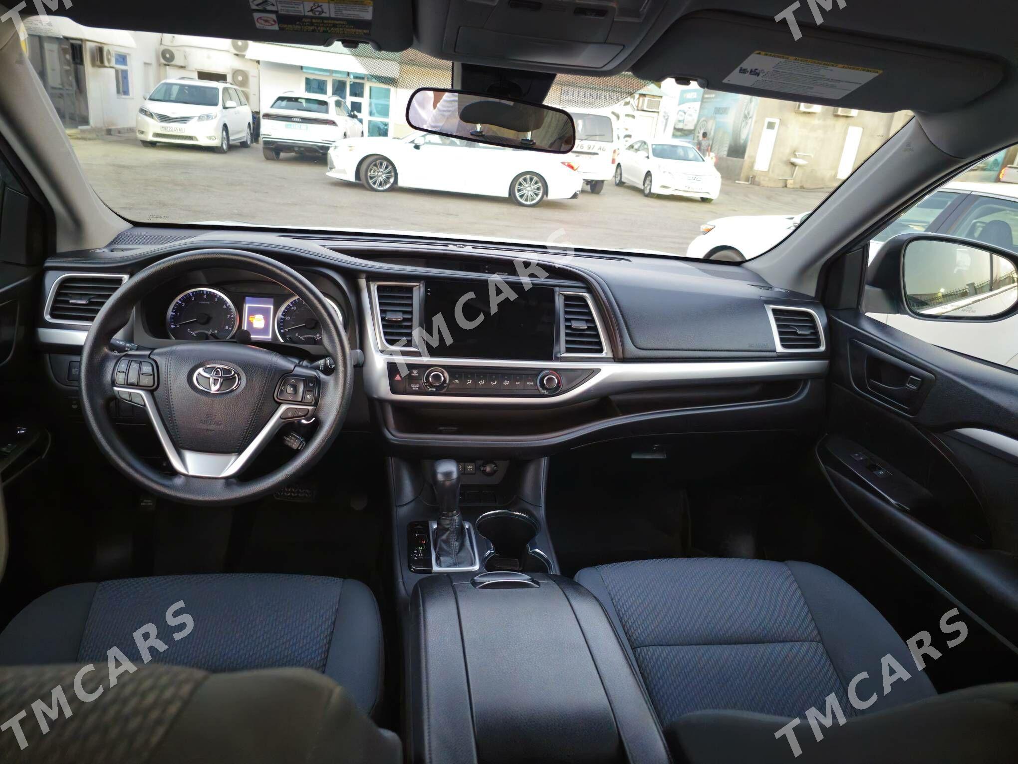 Toyota Highlander 2019 - 450 000 TMT - Aşgabat - img 4