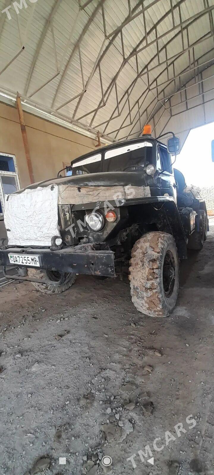 Ural 4320 1989 - 120 000 TMT - Ýolöten - img 3