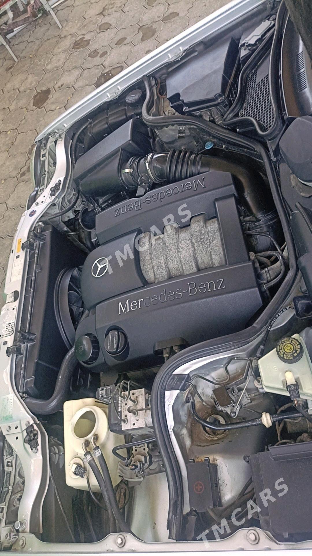 Mercedes-Benz E320 1999 - 130 000 TMT - Balkanabat - img 4