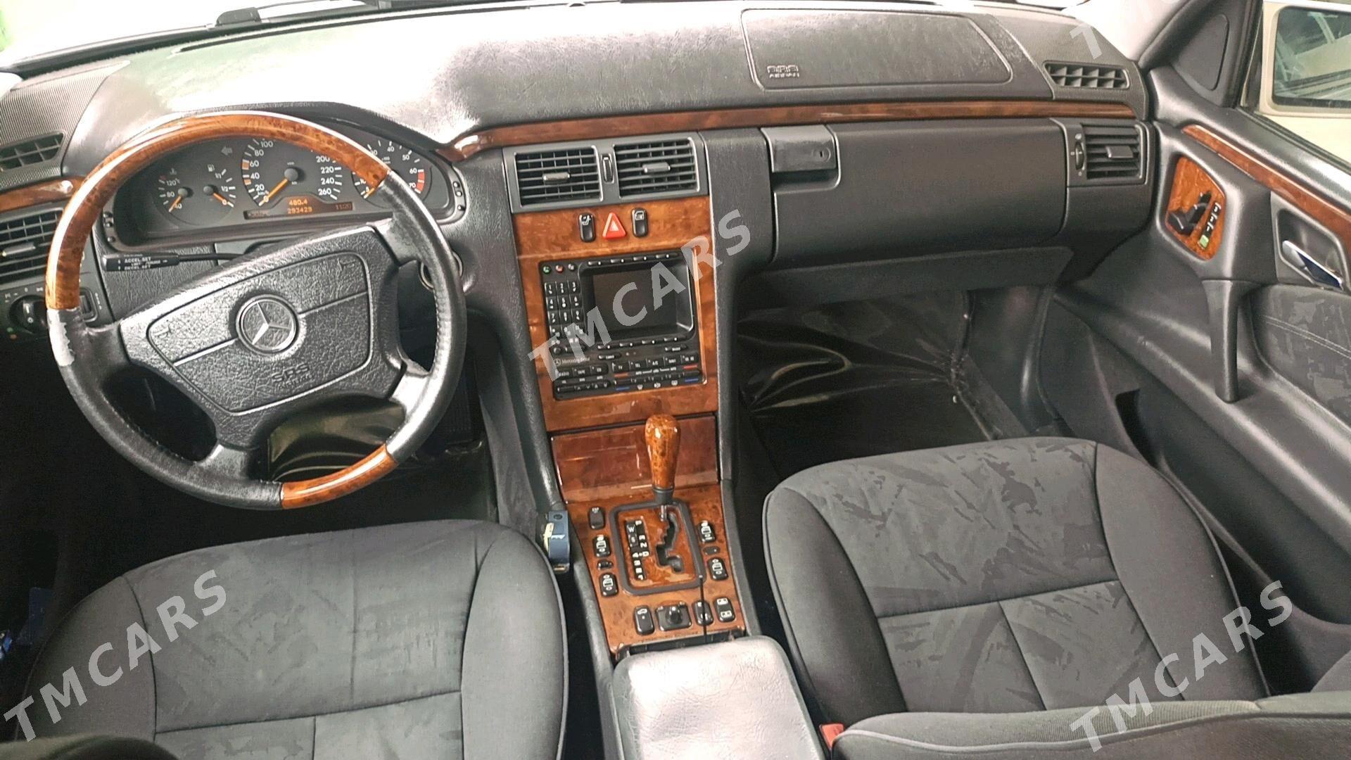 Mercedes-Benz E320 1999 - 130 000 TMT - Balkanabat - img 5