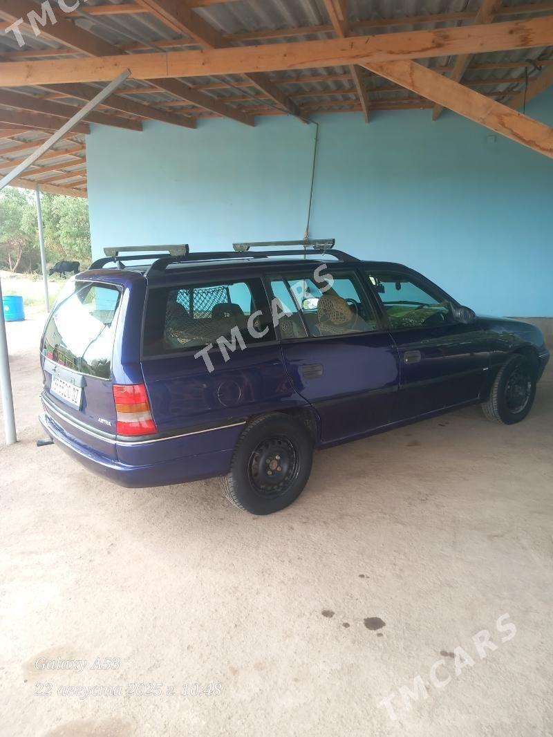 Opel Astra 1995 - 52 000 TMT - Gubadag - img 5