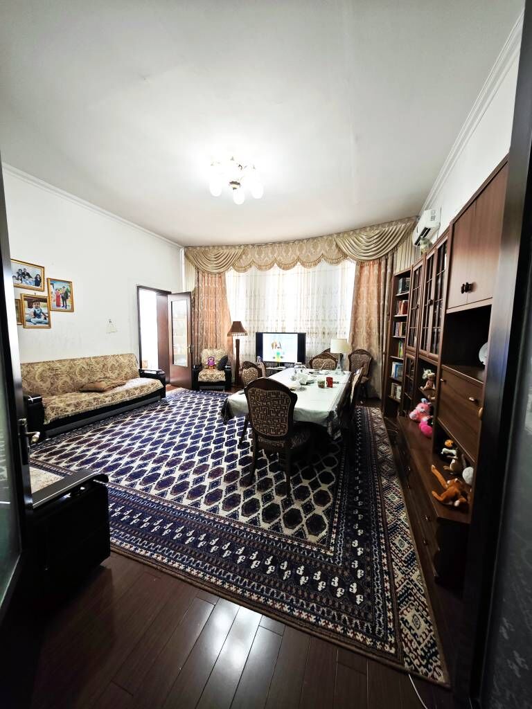Центр, Элитка, 4комнаты, 170м² - Ким район - img 2