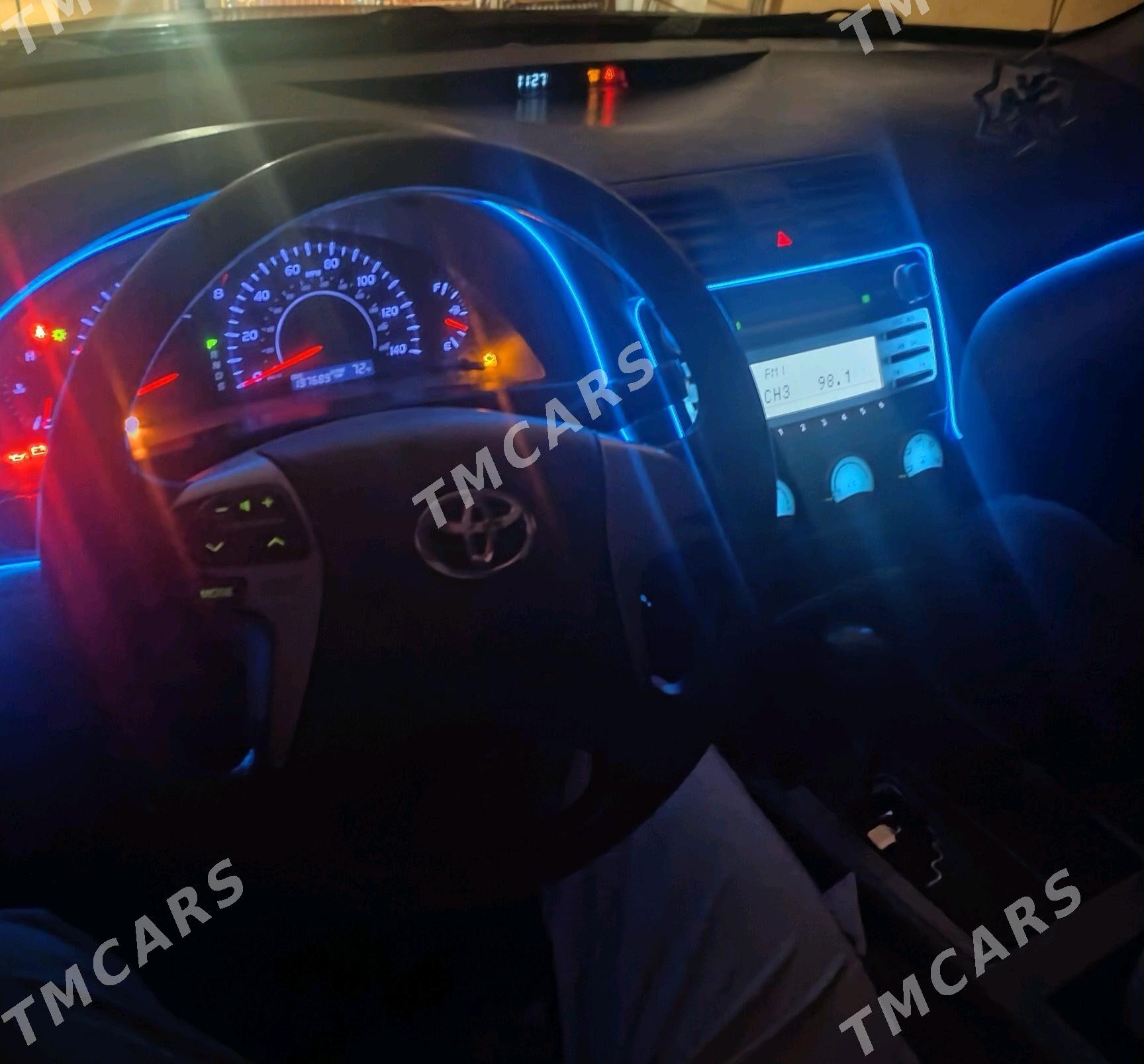 Toyota Camry 2010 - 200 000 TMT - етр. Туркменбаши - img 3