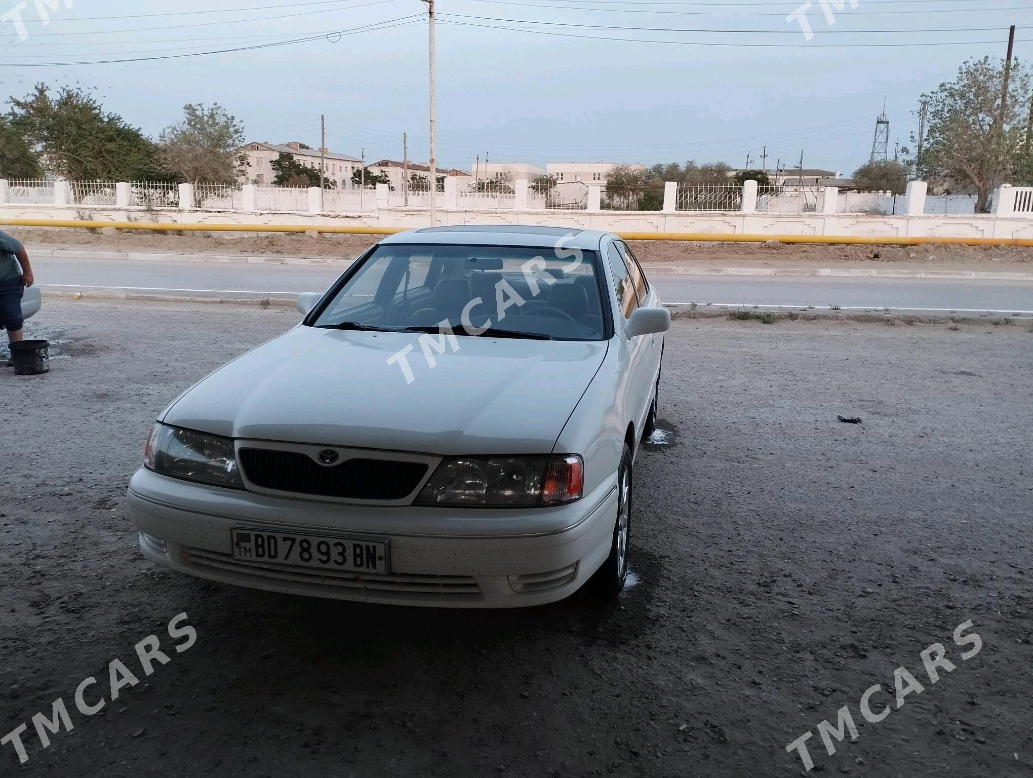 Toyota Avalon 1995 - 120 000 TMT - Гызыларбат - img 3