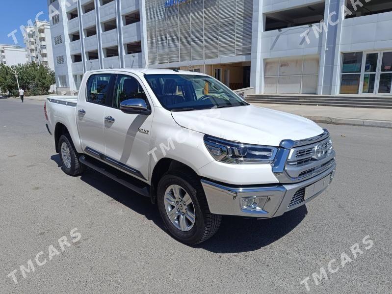 Toyota Hilux 2025 - 676 000 TMT - Ашхабад - img 2