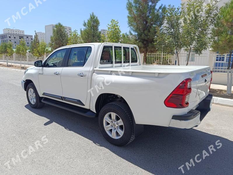Toyota Hilux 2025 - 676 000 TMT - Ашхабад - img 5