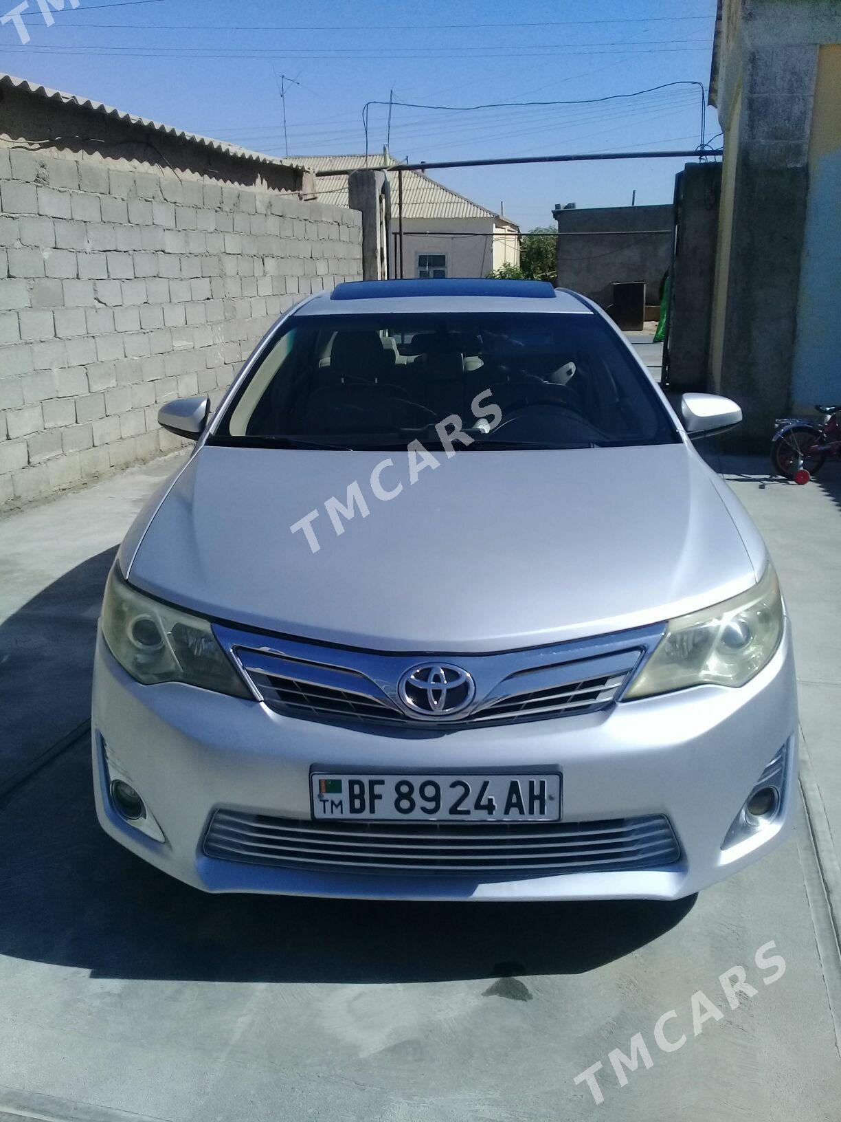 Toyota Camry 2012 - 190 000 TMT - Babadaýhan - img 2