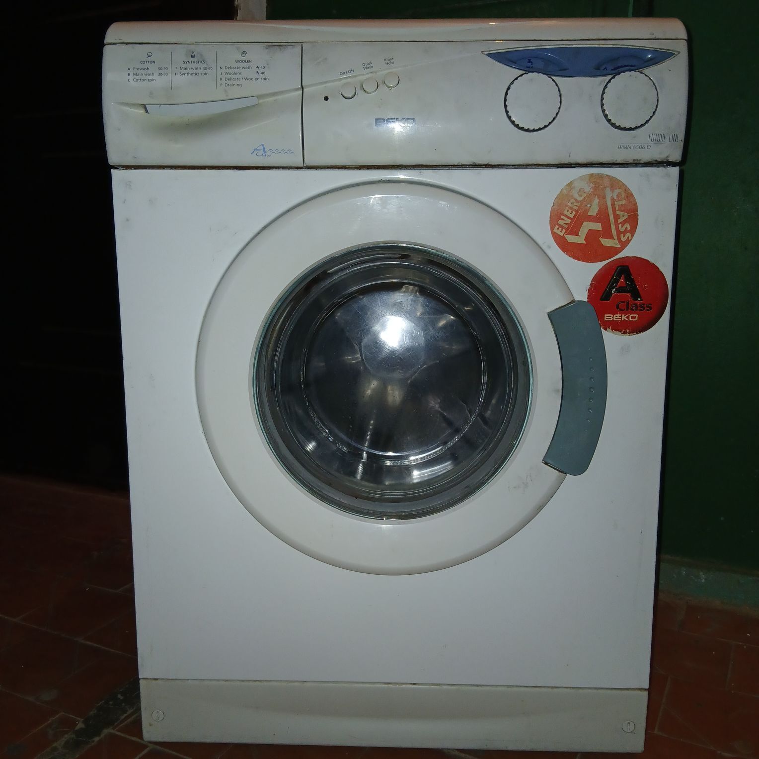 kirmaşyn beko - Howdan "W" - img 1