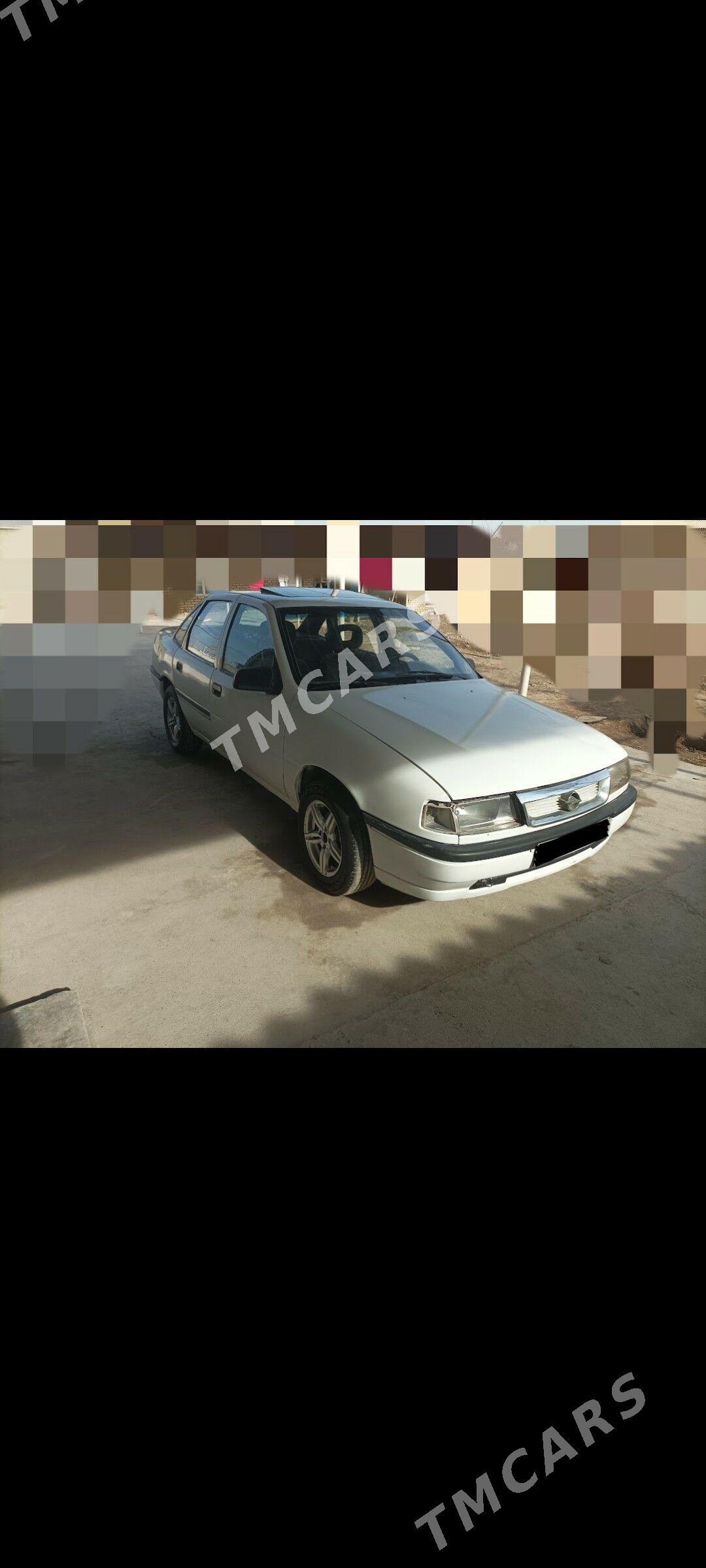 Opel Vectra 1989 - 35 000 TMT - Mary - img 3