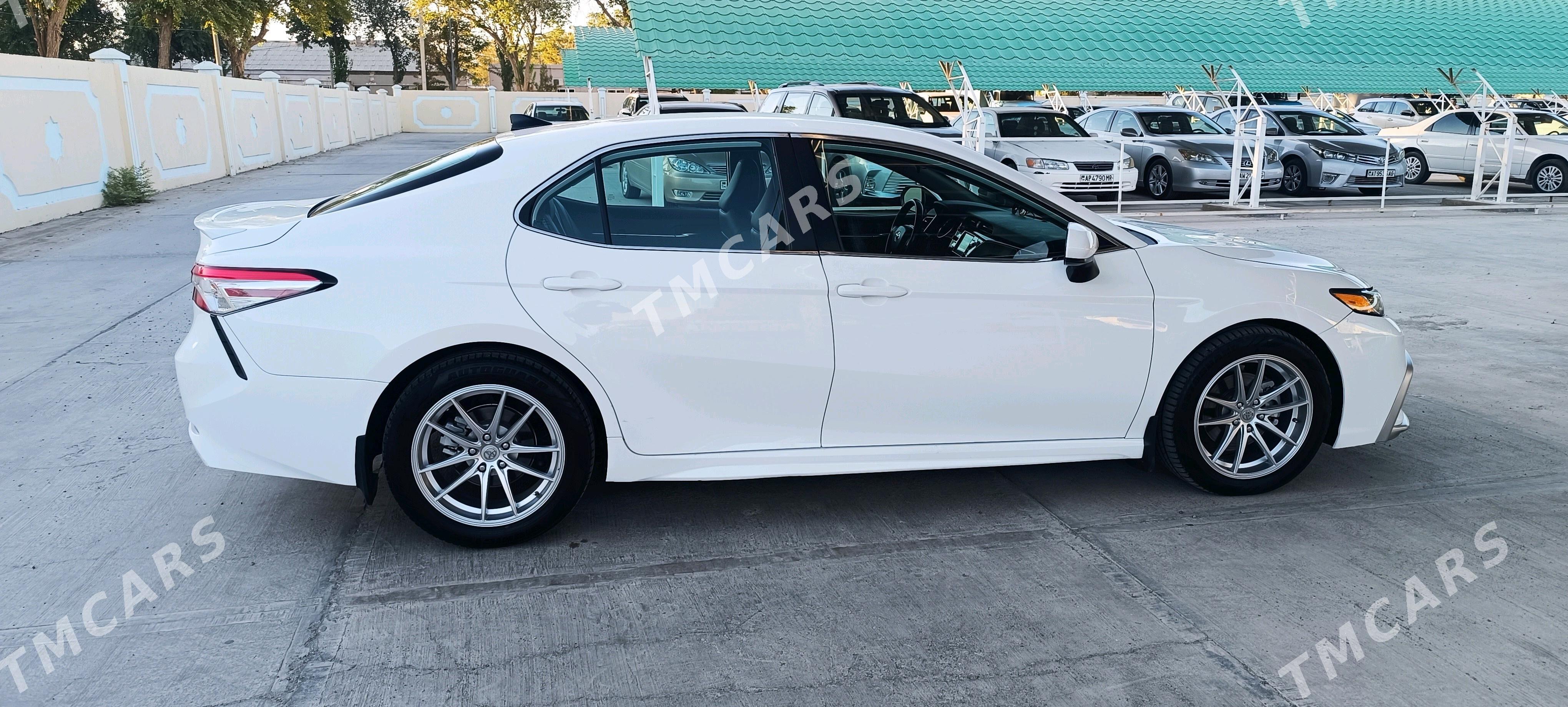 Toyota Camry 2020 - 280 000 TMT - Baýramaly - img 6