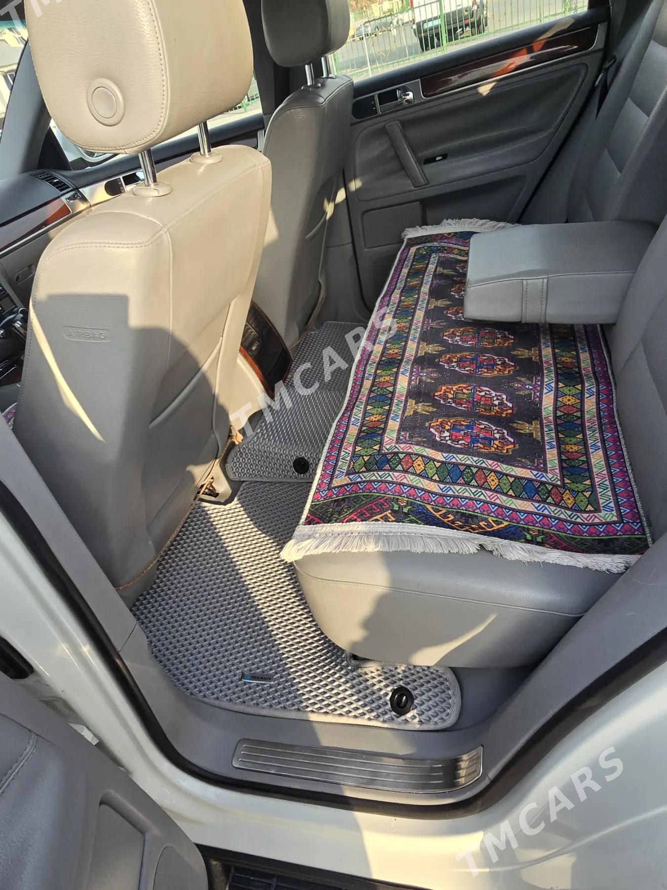 Volkswagen Touareg 2005 - 160 000 TMT - Aşgabat - img 8