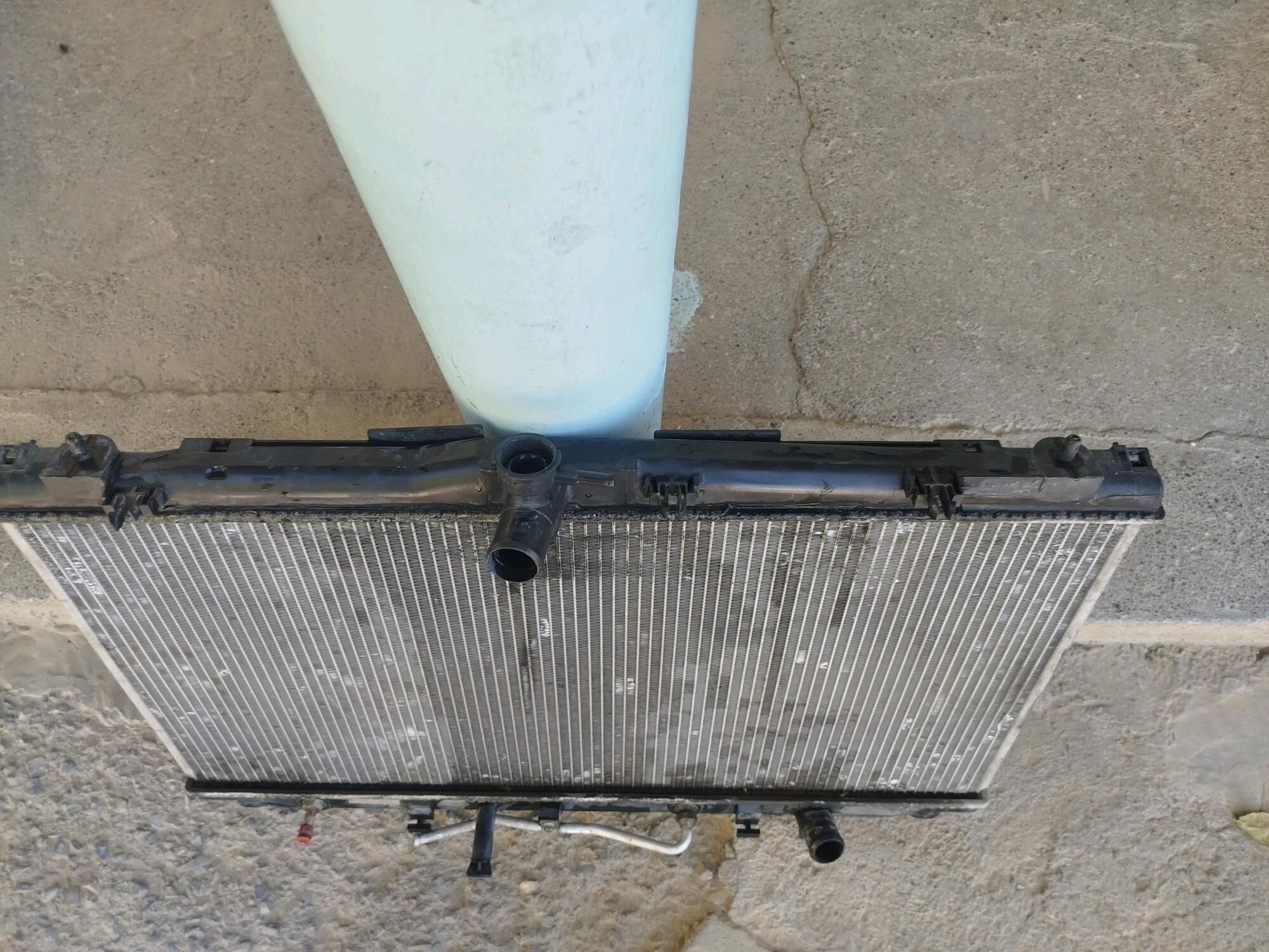 palta camry radiator 1 000 TMT - Büzmeýin - img 4