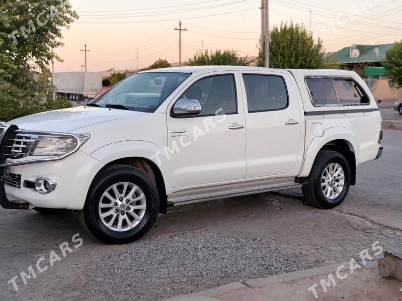 Toyota Hilux 2014 - 400 000 TMT - Туркменабат - img 5
