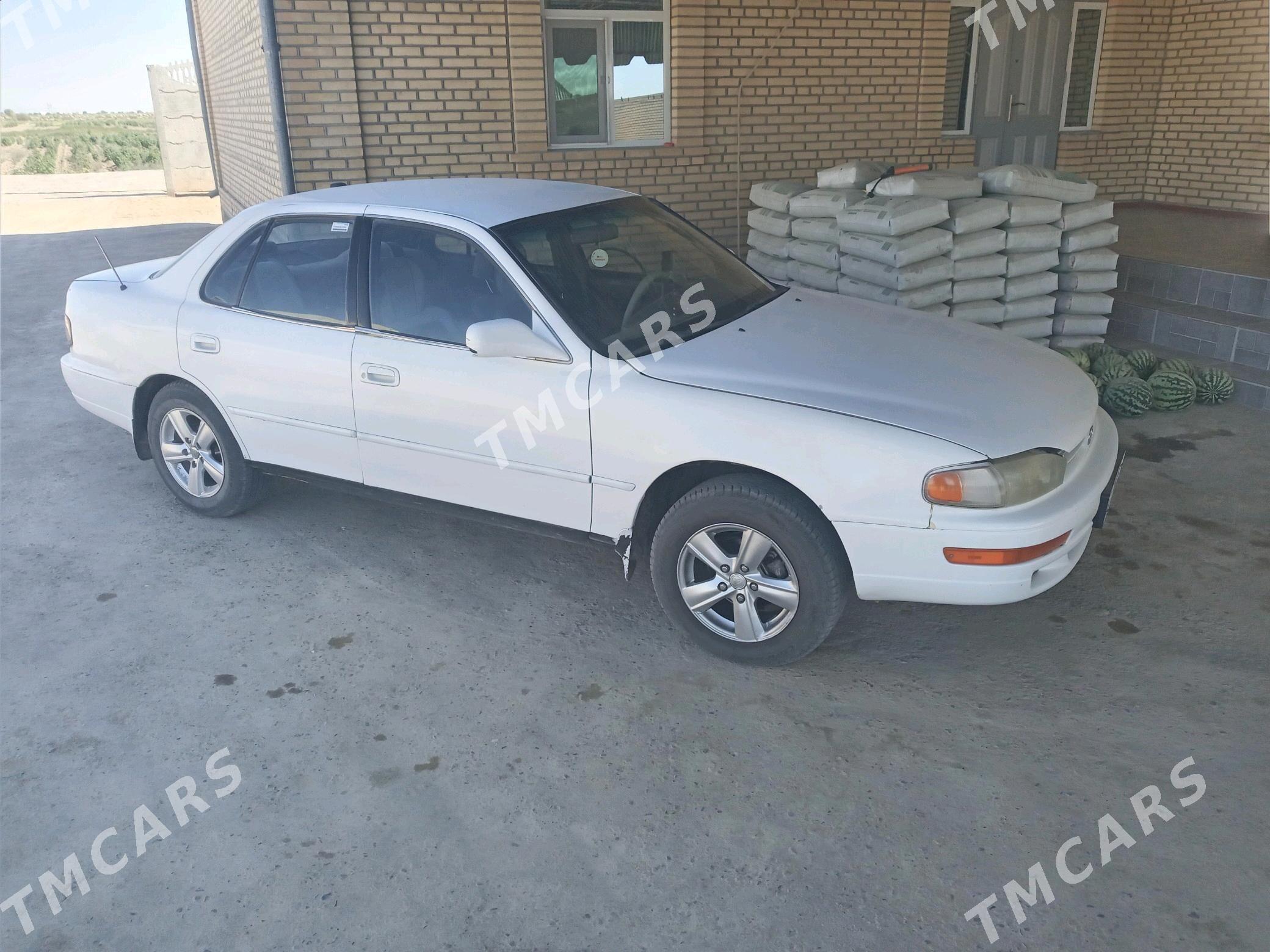 Toyota Camry 1992 - 80 000 TMT - Мары - img 4