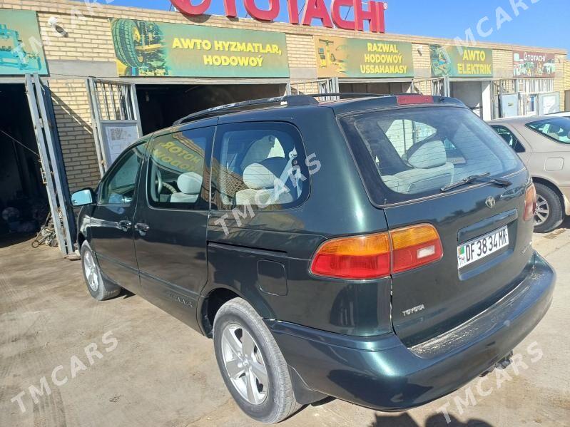 Toyota Sienna 1999 - 130 000 TMT - Mary - img 4