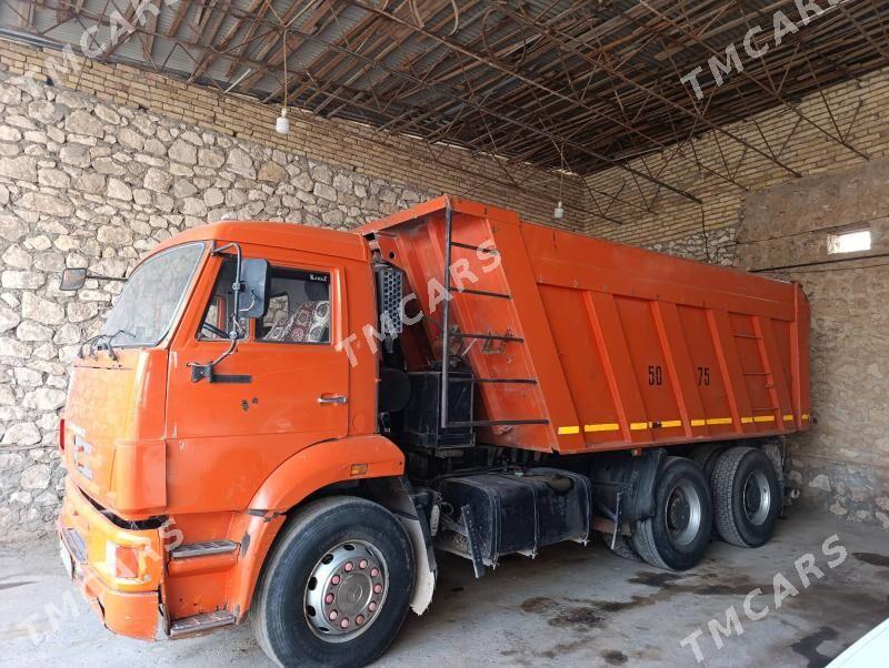 Kamaz 6520 2012 - 360 000 TMT - Керки - img 2