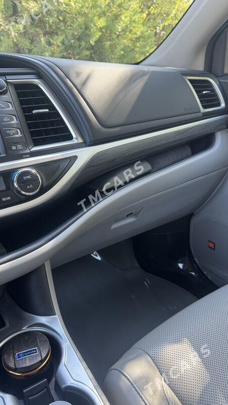Toyota Highlander 2018 - 550 000 TMT - Ашхабад - img 8