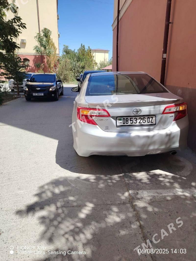 Toyota Camry 2012 - 245 000 TMT - Кёнеургенч - img 4
