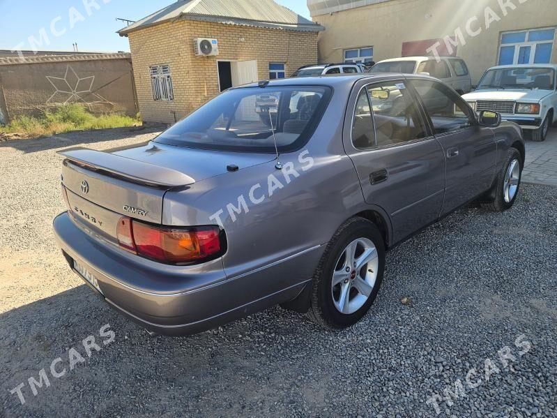 Toyota Camry 1993 - 97 000 TMT - Мары - img 2